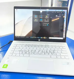 New Laptop HP Pavilion 14 8GB Intel Core i5 SSD 512GB