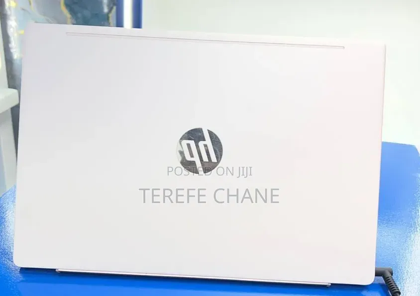 New Laptop HP Pavilion 14 8GB Intel Core i5 SSD 512GB