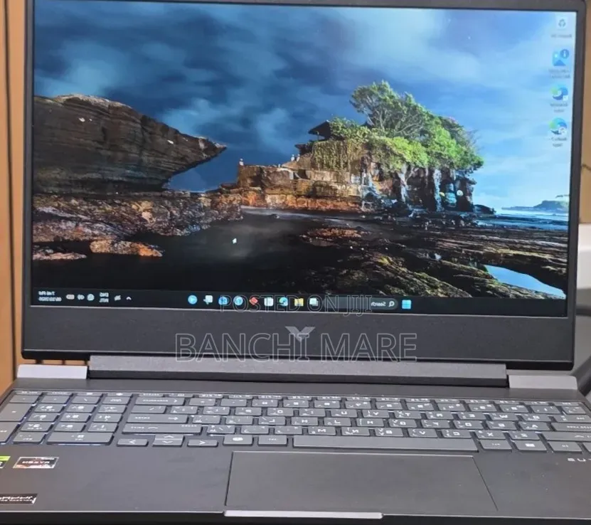 New Laptop HP Victus 16 16GB AMD Ryzen 7 SSD 512GB