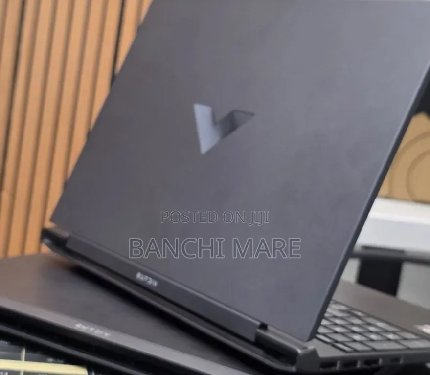 New Laptop HP Victus 16 16GB AMD Ryzen 7 SSD 512GB