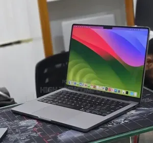 New Laptop Apple MacBook Pro 2024 M4 24GB Apple M4 Pro SSD 1T