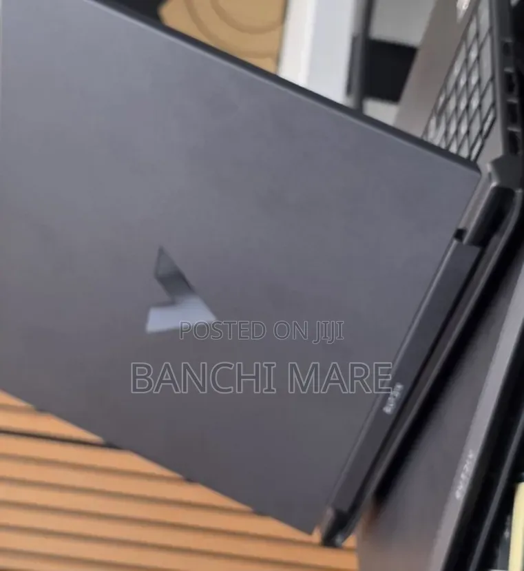 New Laptop HP Victus 16 16GB AMD Ryzen 7 SSD 512GB