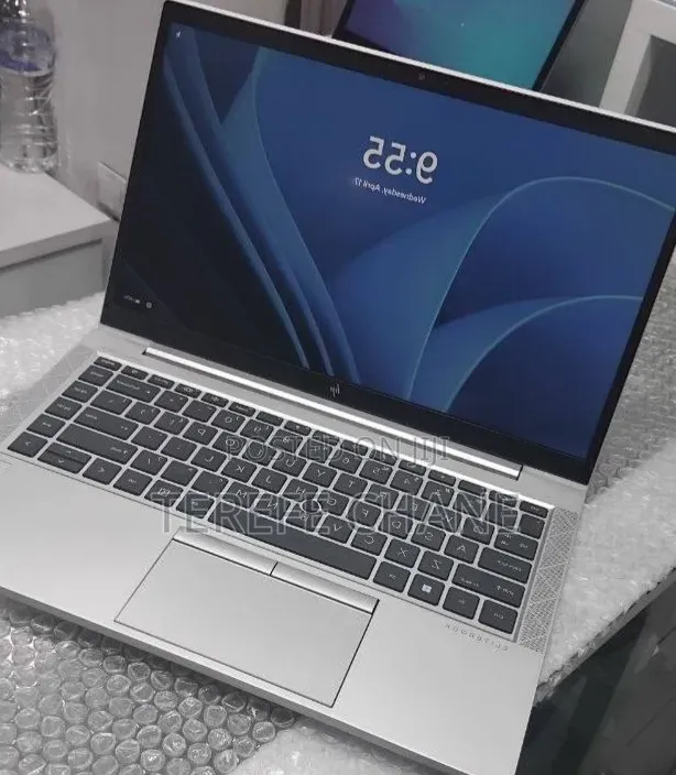 New Laptop HP EliteBook 845 G8 16GB AMD Ryzen 5 SSD 512GB