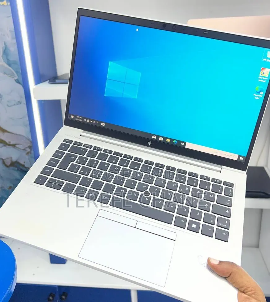 New Laptop HP EliteBook 845 G8 16GB AMD Ryzen 5 SSD 512GB