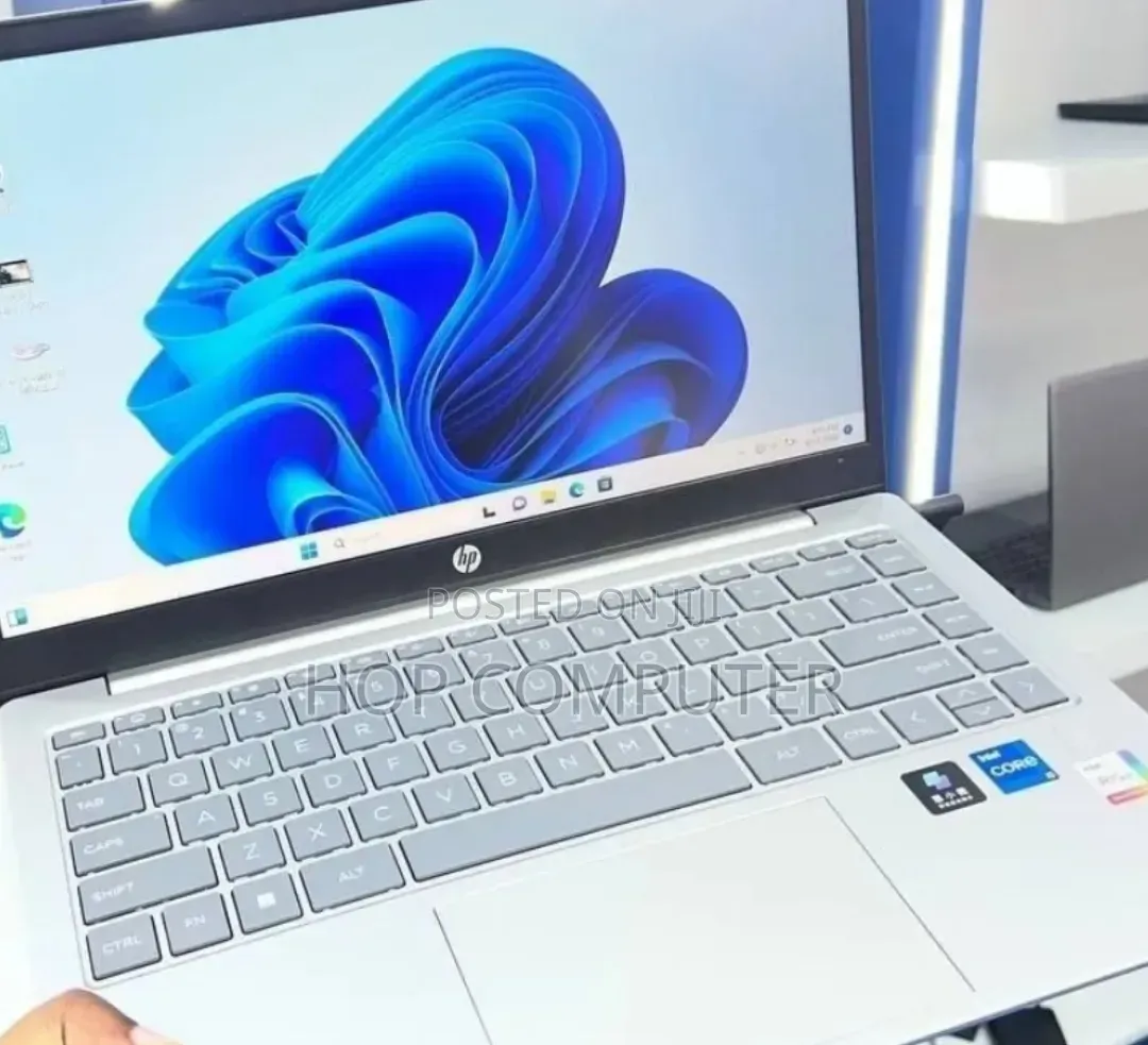 New Laptop HP Stream Notebook 16GB Intel Core i5 SSD 1T