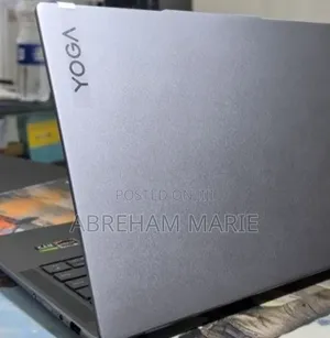 New Laptop Lenovo Yoga 700 16GB AMD Ryzen 7 SSD 512GB