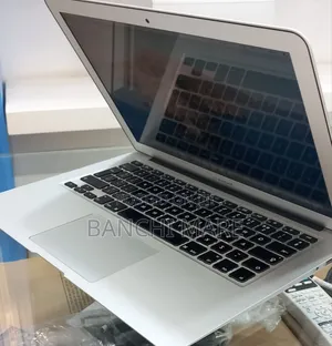 New Laptop Apple MacBook Air 2017 8GB Intel Core i5 SSD 128GB
