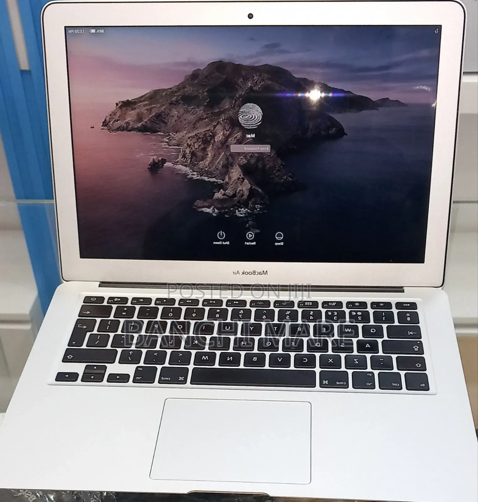 New Laptop Apple MacBook Air 2017 8GB Intel Core i5 SSD 128GB