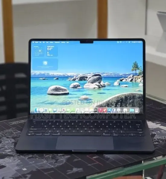 New Laptop Apple MacBook Air 2022 M2 8GB Apple M2 SSD 256GB