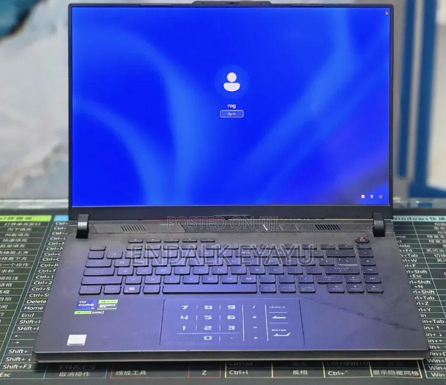 New Laptop Asus ROG Strix G15 32GB Intel Core i9 SSD 1T
