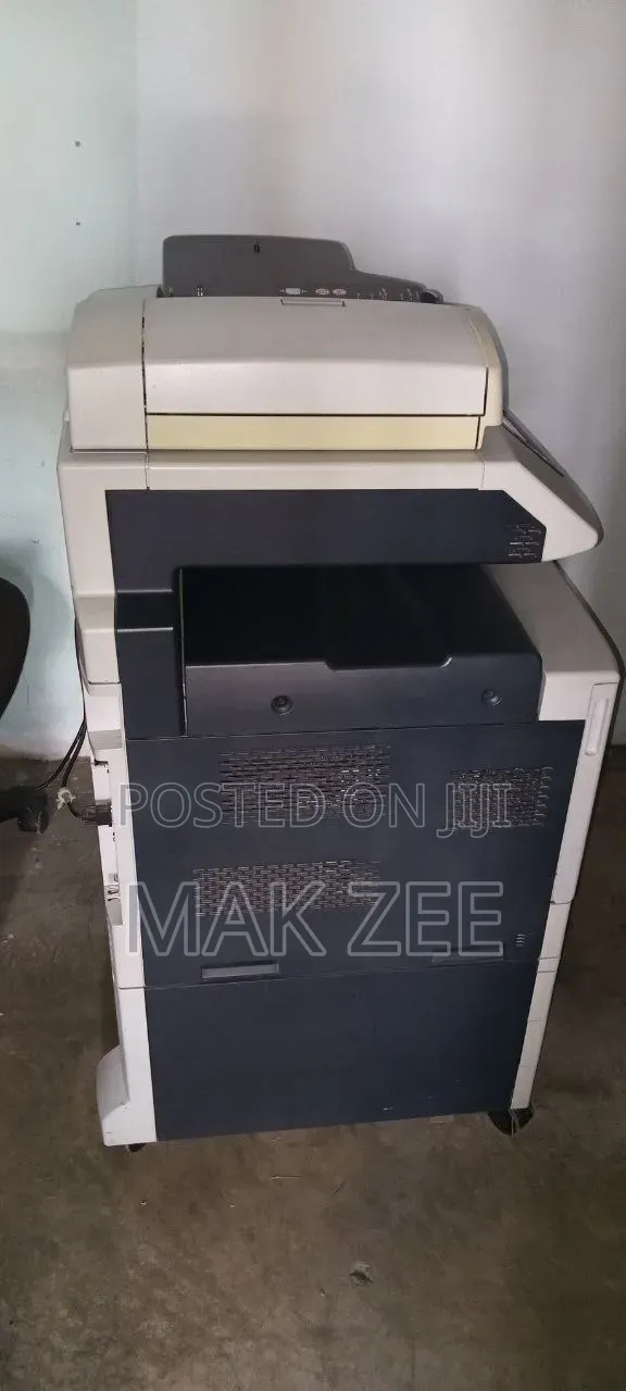 HP Printer White