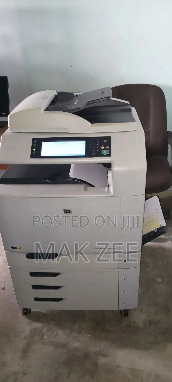 HP Printer White