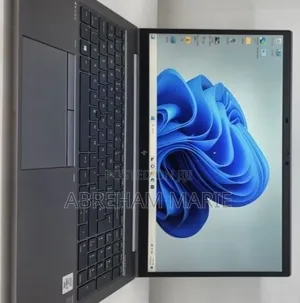 New Laptop HP ZBook Fury 17 G7 16GB Intel Core i7 SSD 512GB