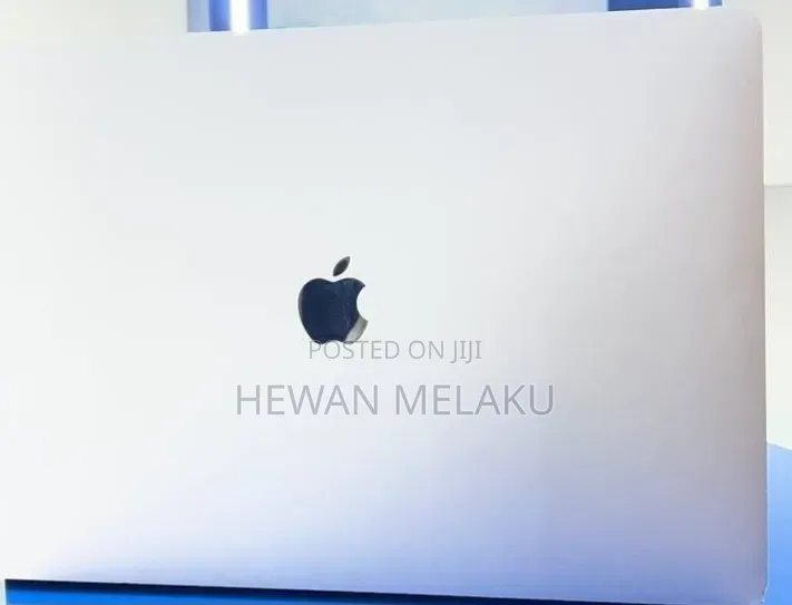 New Laptop Apple MacBook Pro 2019 32GB Intel Core i9 SSD 512GB