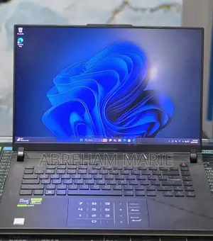 New Laptop Asus ROG Strix G15 32GB Intel Core i9 SSD 1T