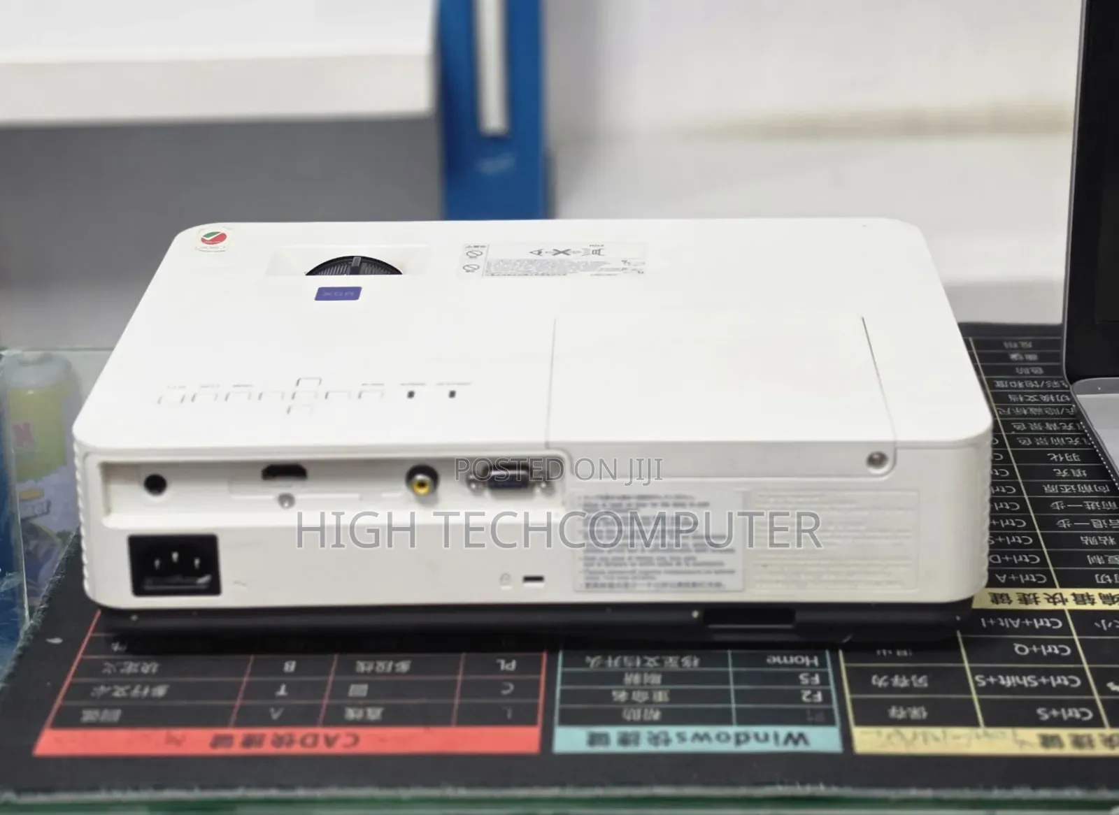 Sony Projector
Model Name VPL-DX221
Hardware Interface 
VGsi