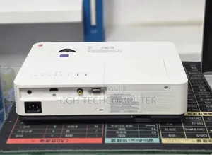 Sony Projector
Model Name VPL-DX221
Hardware Interface 
VGsi