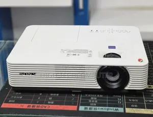 Sony Projector
Model Name VPL-DX221
Hardware Interface 
VGsi