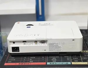 Sony Projector
Model Name VPL-DX221
Hardware Interface 
VGsi