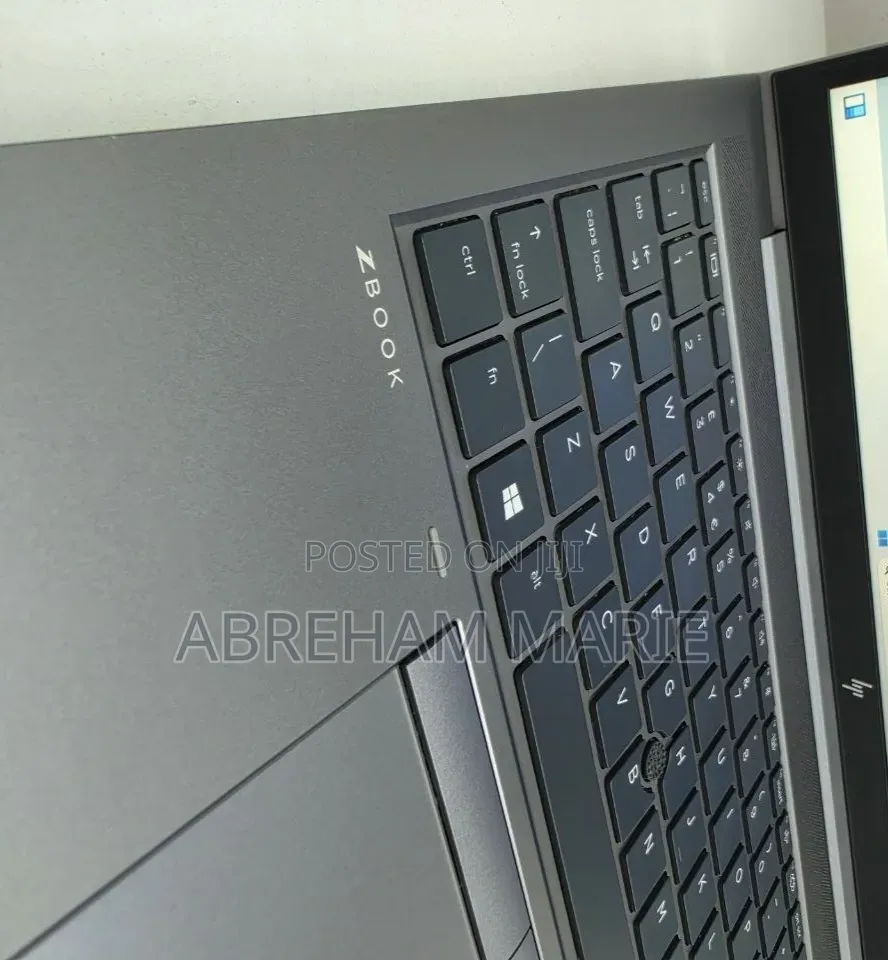 New Laptop HP ZBook Fury 17 G7 16GB Intel Core i7 SSD 512GB