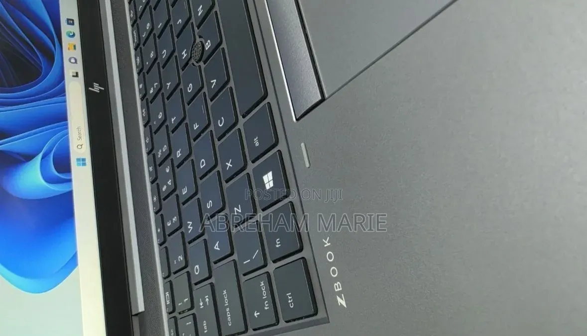 New Laptop HP ZBook Fury 17 G7 16GB Intel Core i7 SSD 512GB