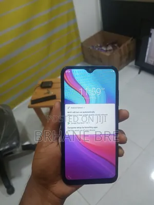 Infinix S4 32 GB Blue