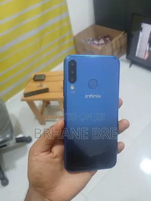 Infinix S4 32 GB Blue