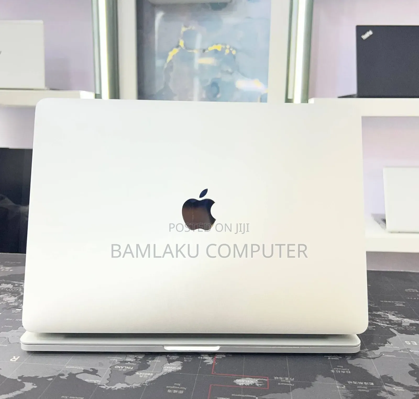 New Laptop Apple MacBook Pro 2022 M2 16GB Apple M2 SSD 256GB