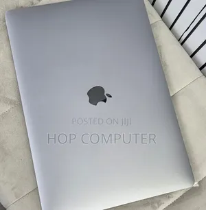 New Laptop Apple MacBook Pro 2019 16GB Intel Core i9 SSD 512GB
