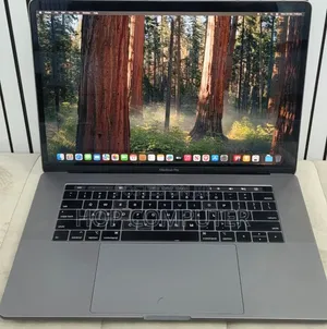 New Laptop Apple MacBook Pro 2019 16GB Intel Core i9 SSD 512GB