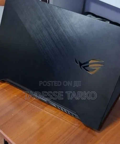 Laptop Asus ROG Zephyrus G15 16GB AMD Ryzen 7 SSD 512GB