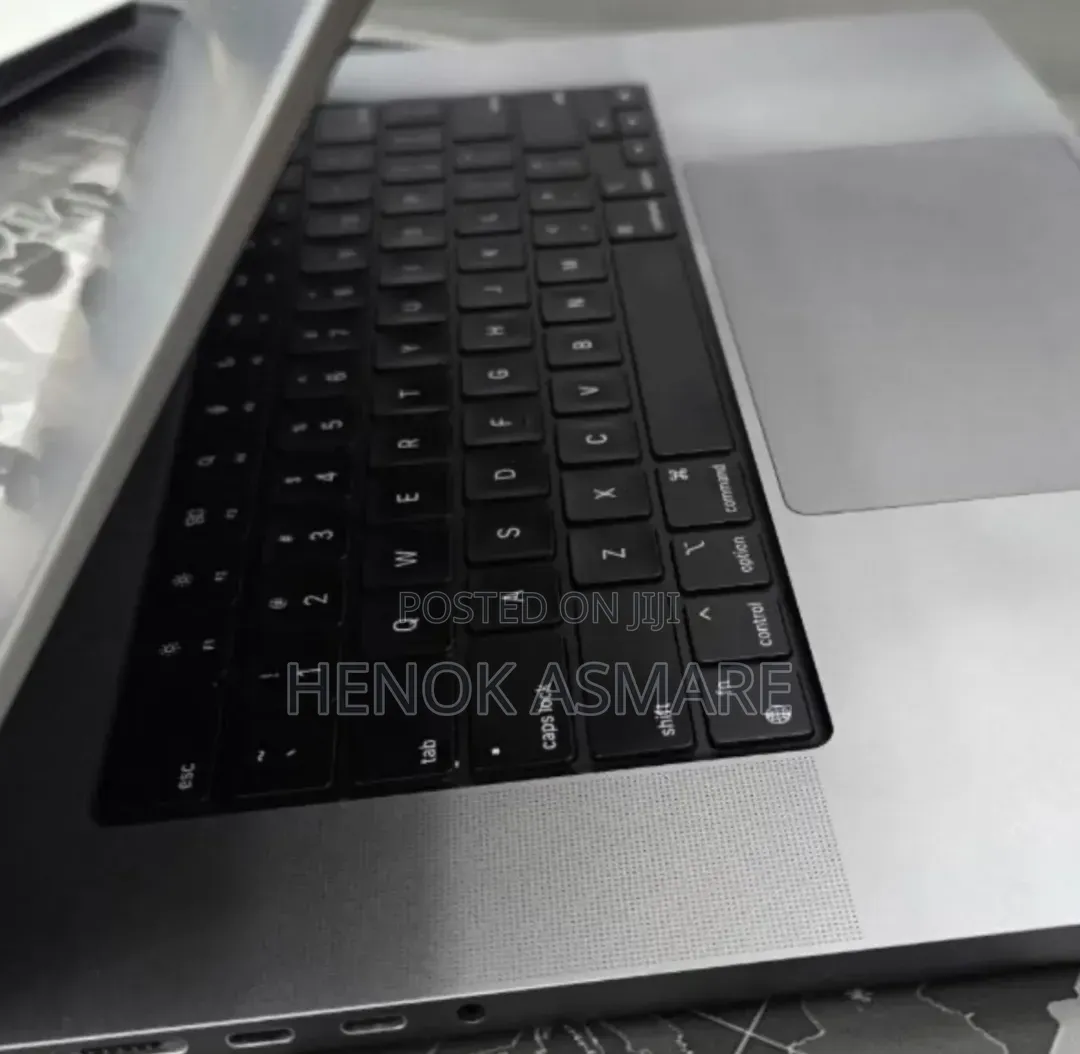 New Laptop Apple MacBook Pro 2021 M1 Max 64GB Apple M1 Max SSD 1T