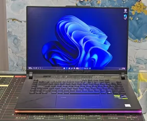 New Laptop Asus ROG Strix G16 32GB Intel Core i9 SSD 1T