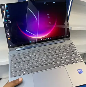 New Laptop Lenovo Yoga 9 16GB Intel Core Ultra 7 SSD 1T