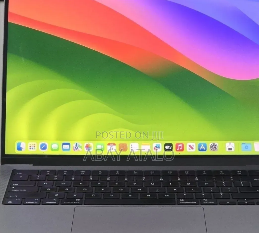 New Laptop Apple MacBook Air 2023 M2 8GB Apple M3 SSD 512GB