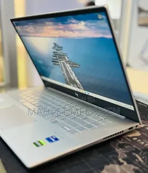 New Laptop HP Envy 15 16GB Intel Core i7 SSD 512GB