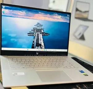 New Laptop HP Envy 15 16GB Intel Core i7 SSD 512GB