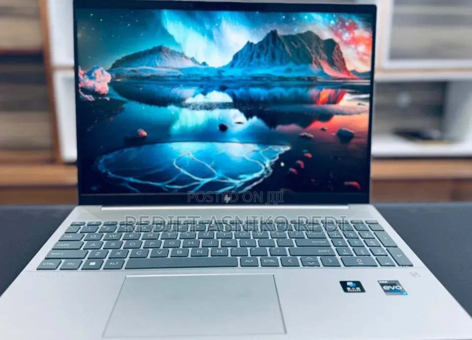 New Laptop HP Pavilion 14 16GB Intel Core i7 SSD 1T