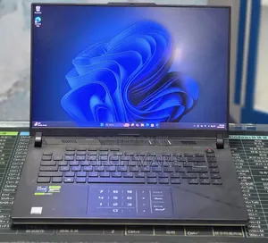 New Laptop Asus ROG Strix G15 32GB Intel Core i9 SSD 1T