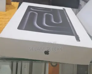 New Laptop Apple MacBook Air 2026 M5 16GB Apple M5 SSD 512GB