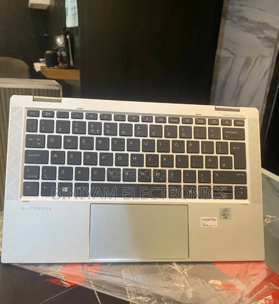 New Laptop HP EliteBook x360 1040 G7 16GB Intel Core i7 SSD 512GB