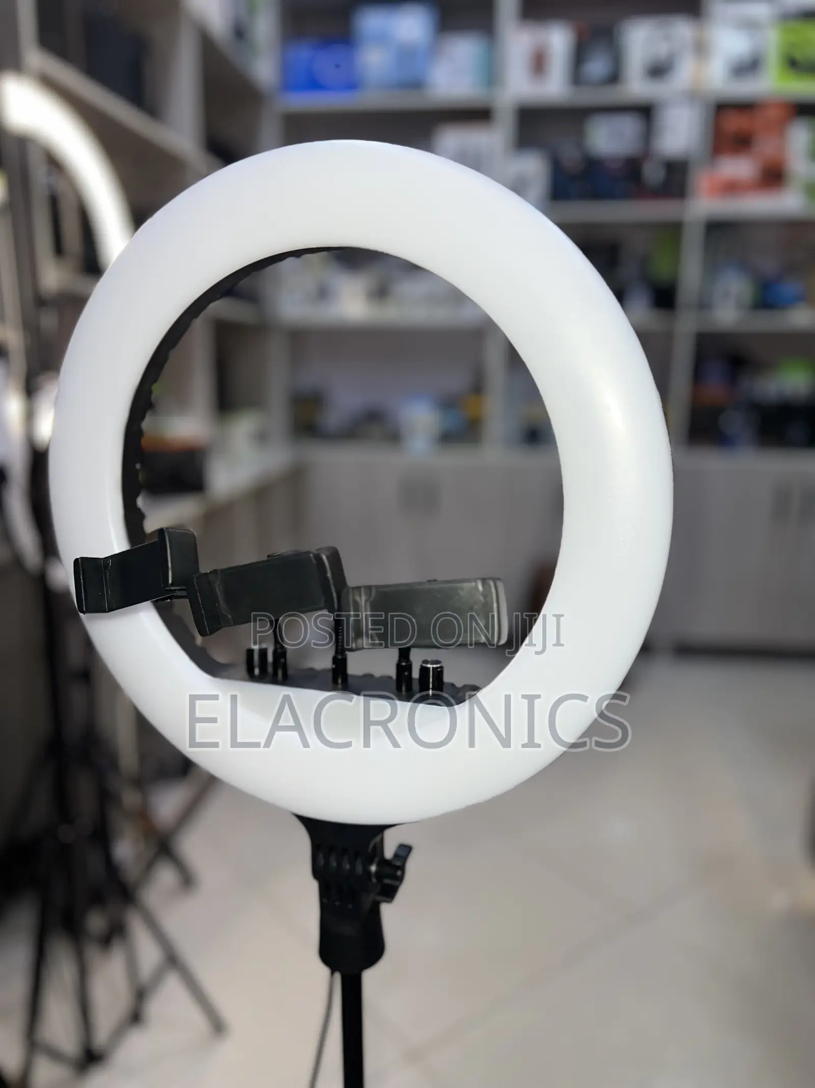 RL 14 Inch Ring Light RL-14 (3 Phone Holders)