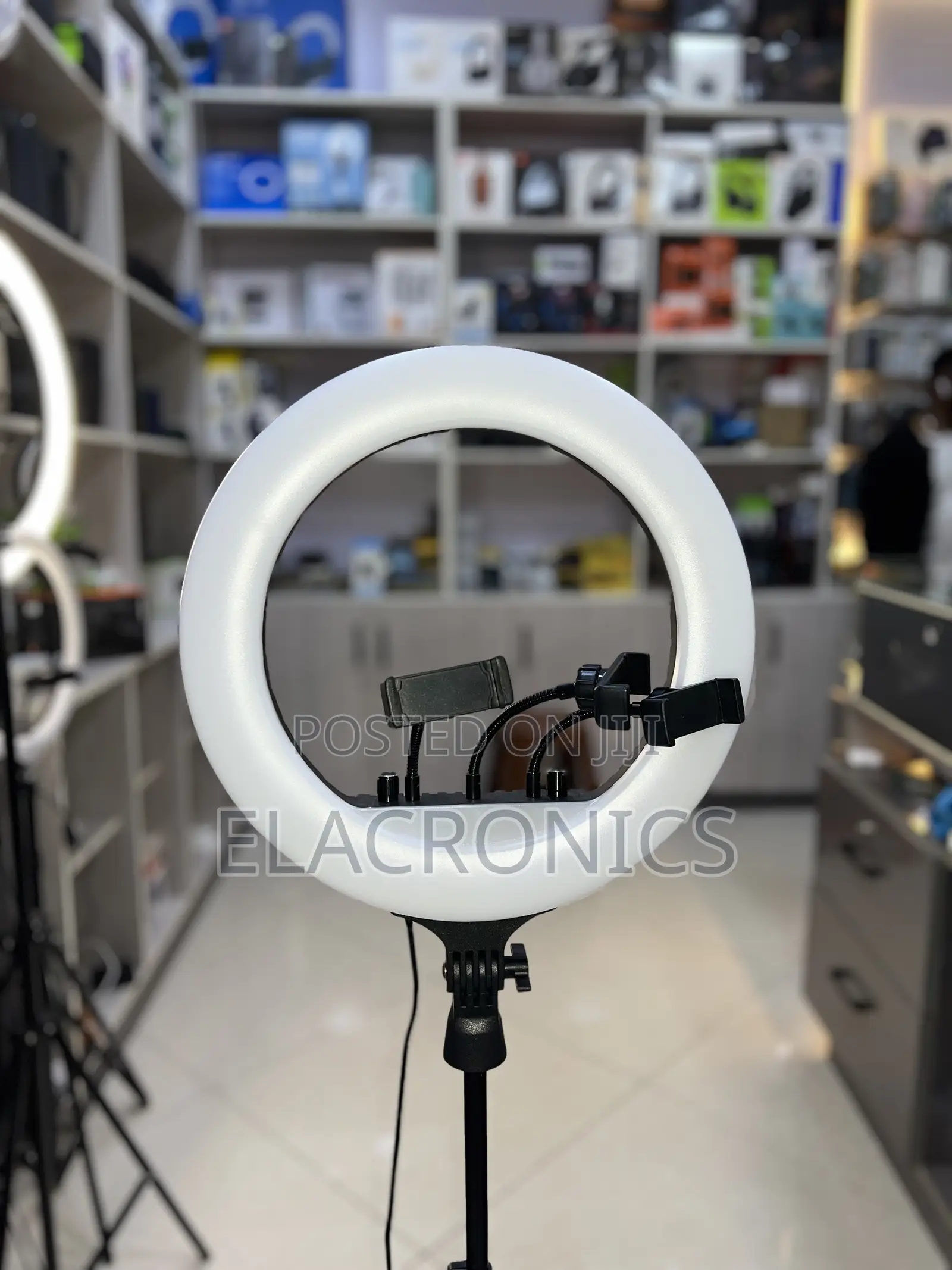 RL 14 Inch Ring Light RL-14 (3 Phone Holders)