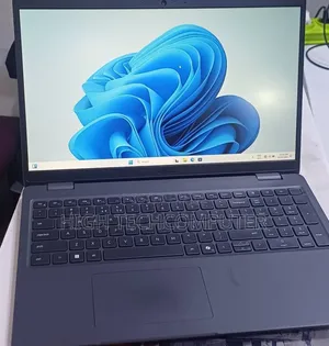 New Laptop Dell Latitude 3550 16GB Intel Core i7 SSD 512GB