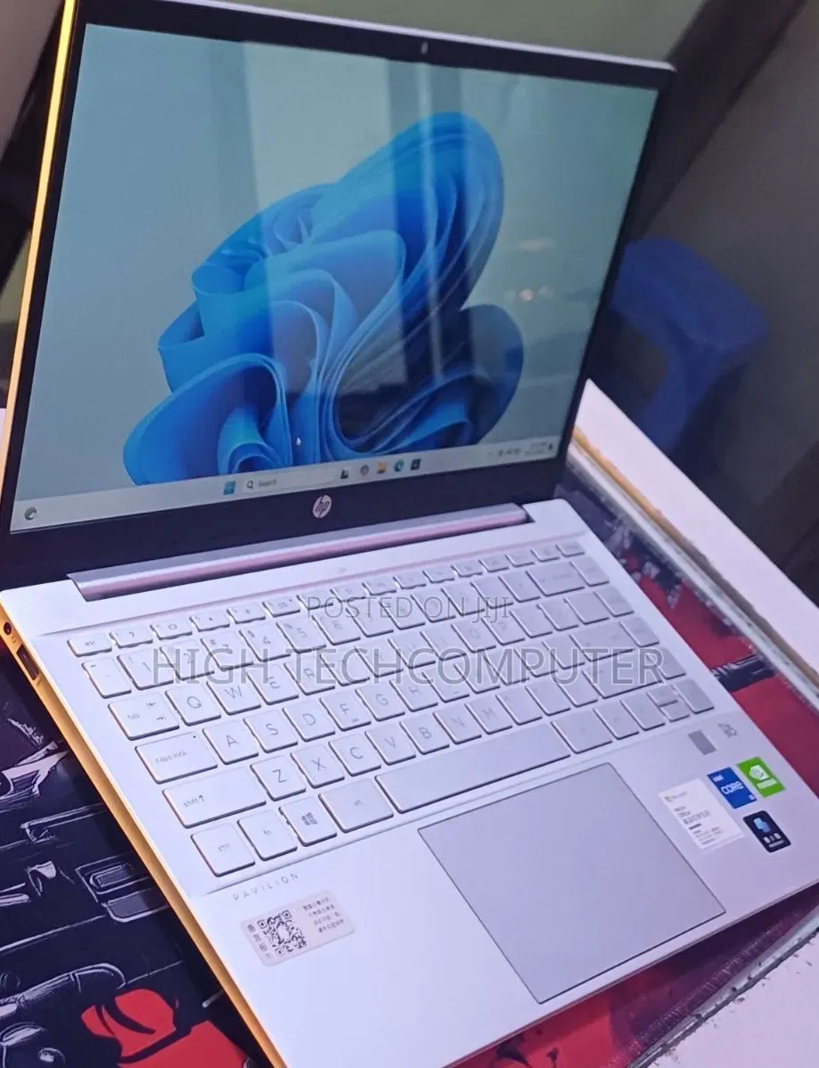 New Laptop HP Pavilion 14 16GB Intel Core i5 SSD 512GB