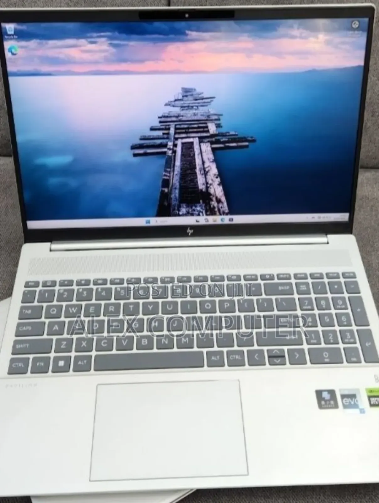 New Laptop HP Pavilion 15 16GB Intel Core i7 SSD 1T