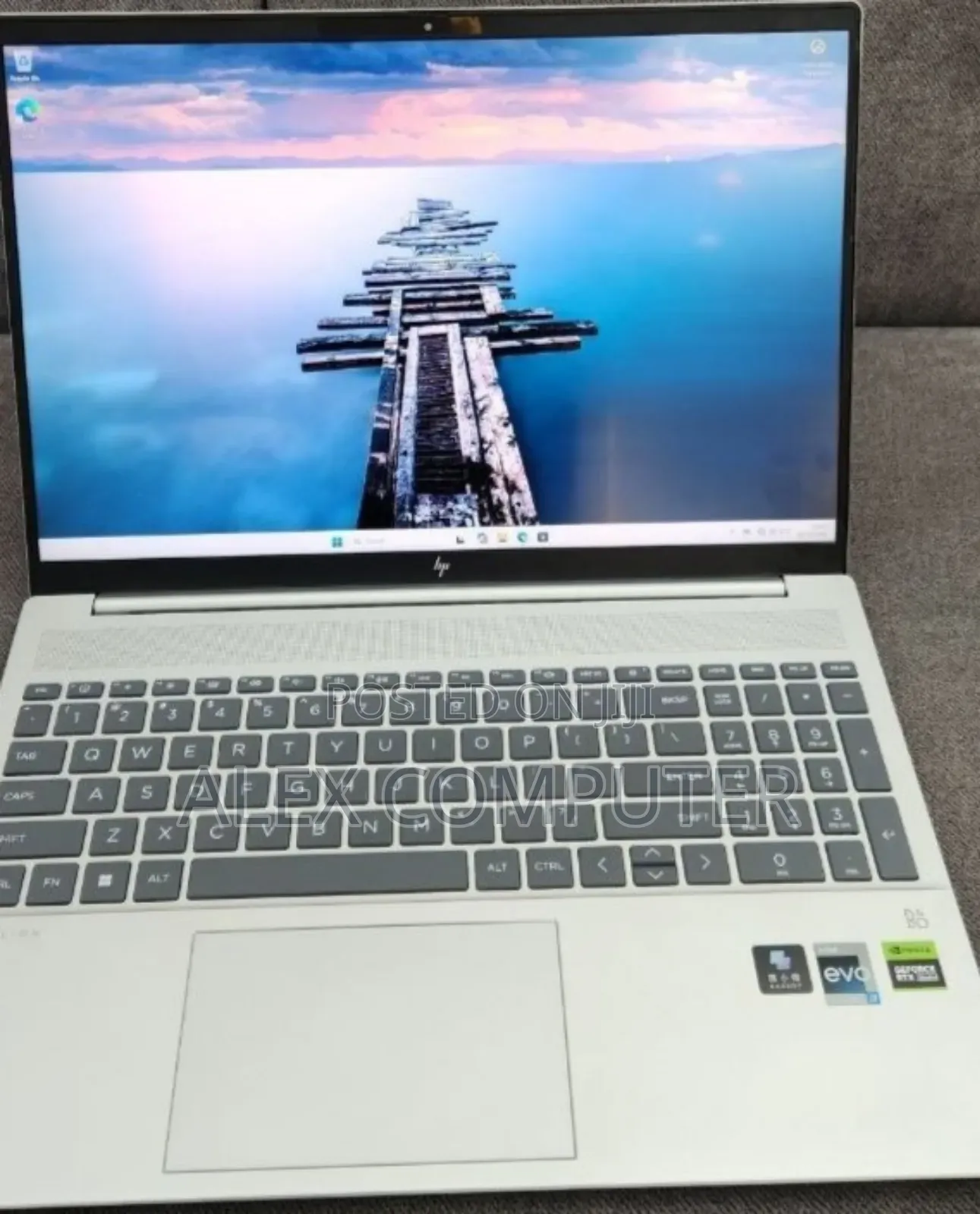 New Laptop HP Pavilion 15 16GB Intel Core i7 SSD 1T