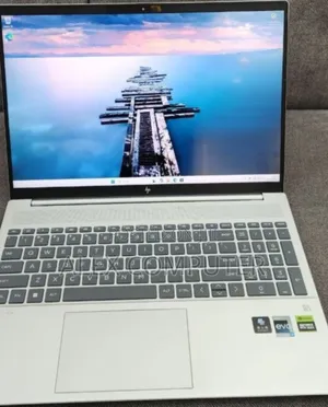 New Laptop HP Pavilion 15 16GB Intel Core i7 SSD 1T