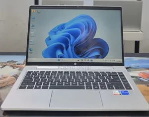 New Laptop HP EliteBook 640 G10 16GB Intel Core i7 SSD 1T