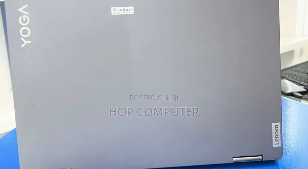 New Laptop Lenovo Yoga Slim 7 16GB AMD Ryzen 7 SSD 512GB